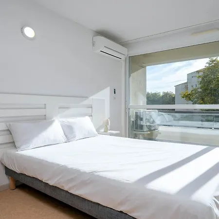 Le St Clair N208 St2 Apartment