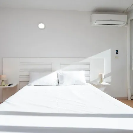 Le St Clair N208 St2 Apartment