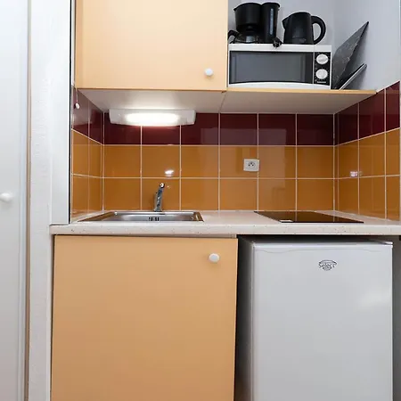 Apartment Le St Clair N208 St2